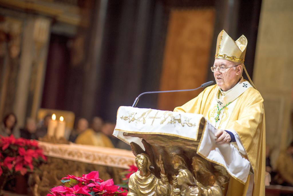 Mons. Nosiglia presiede S. Messa della notte di Natale, Duomo di Torino 24 dicembre 2017