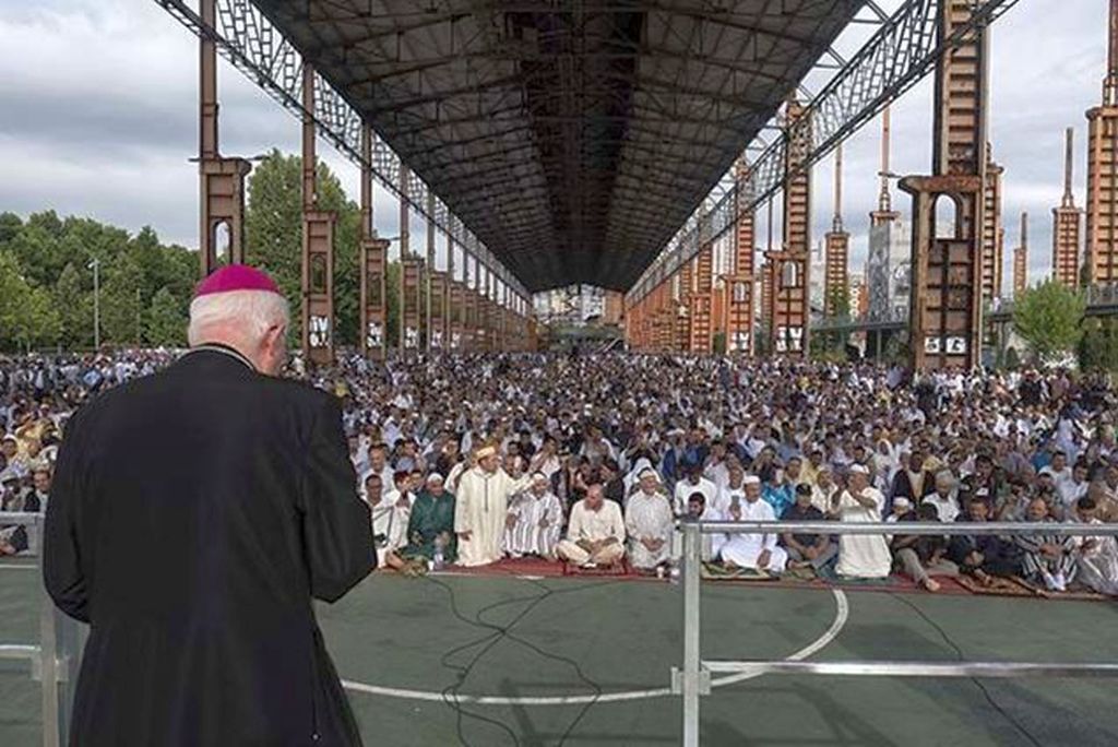 Mons. Nosiglia ai fratelli e sorelle musulmani: «Auguri di gioioso ‘Id al-Fitr»