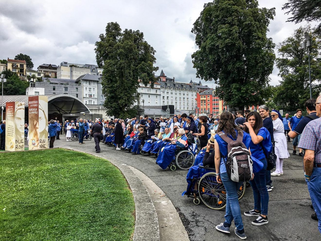 Pellegrinaggio diocesano a Lourdes guidato da mons. Nosiglia: primo giorno in Francia (2 settembre 2019)