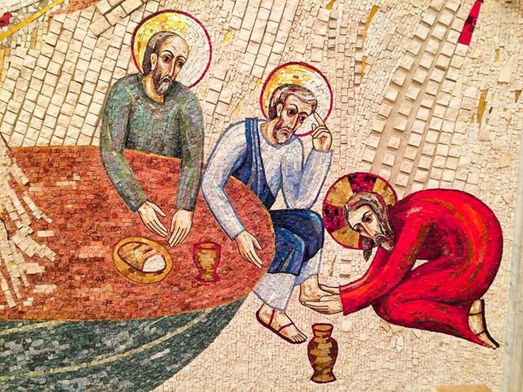 Ordinazioni diaconali in Cattedrale: preghiere e festa per Eduard, Marco e Paolo