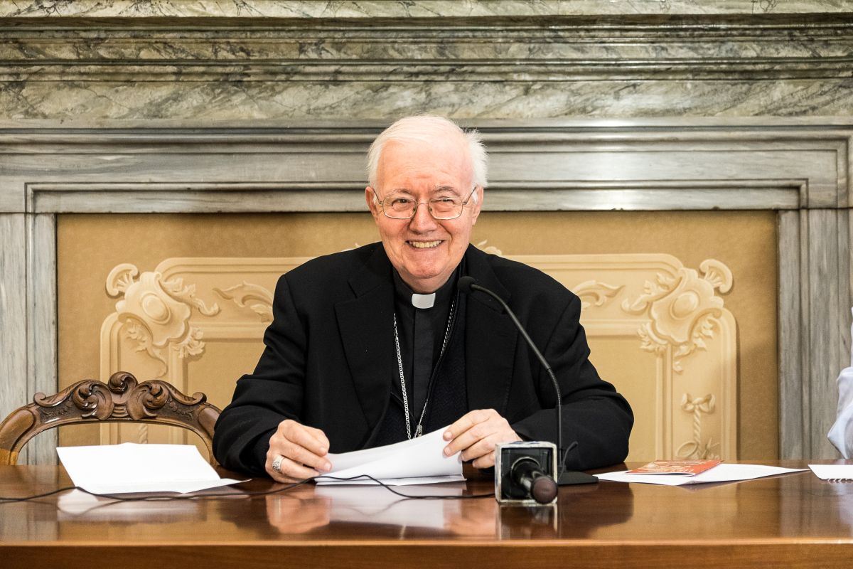 Diocesi Torino: mons. cesare Nosiglia alla conferenza stampa di Natale 2018