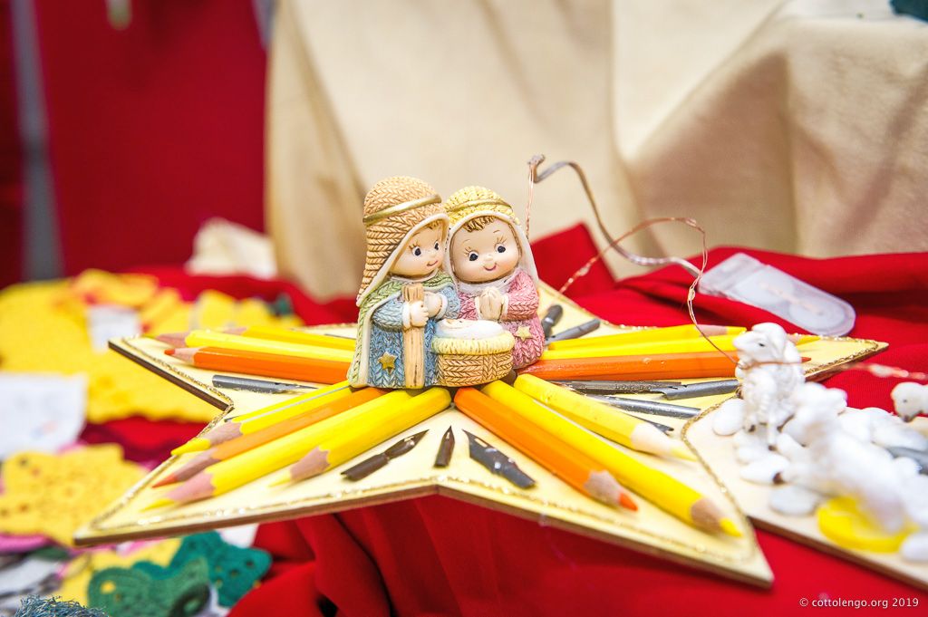 Diocesi Torino: uno degli oggetti fatti a mano in vendita al mercatino di Natale del Cottolengo