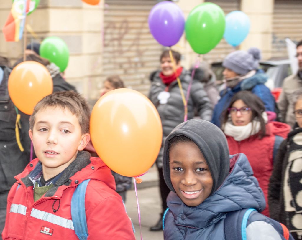 Diocesi Torino: bimbo extracomunitario insieme ad altri italiani