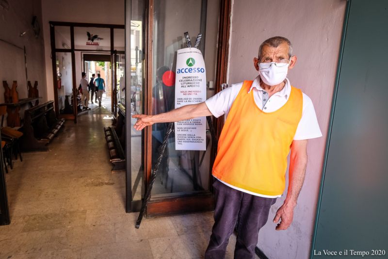 Prima Messa alla parrocchia Sacro Cuore di Gesù di Torino dopo la chiusura per emergenza covid, 18 maggio 2020