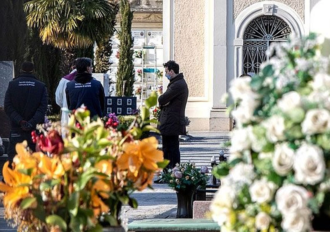 Celebrazione dei funerali: Nota di mons. Nosiglia