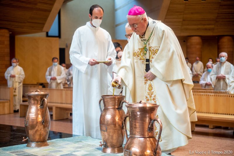 Messa Crismale e giubilei del Clero diocesano con mons. Nosiglia al Santo Volto, 30 giugno 2020