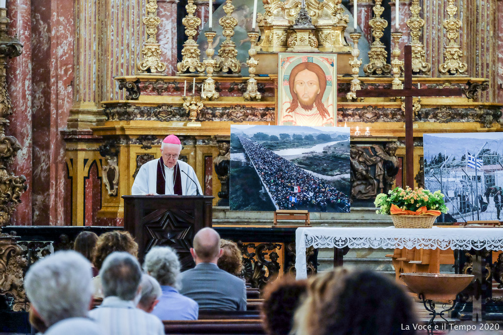 Veglia di preghiera per i migranti morti in mare presiedutra da mons. Nosiglia, Torino 3 luglio 2020