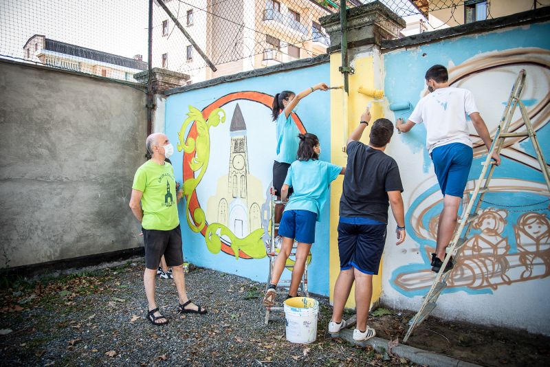 Il murales dell’oratorio Santa Rita a Torino (25 luglio 2020)