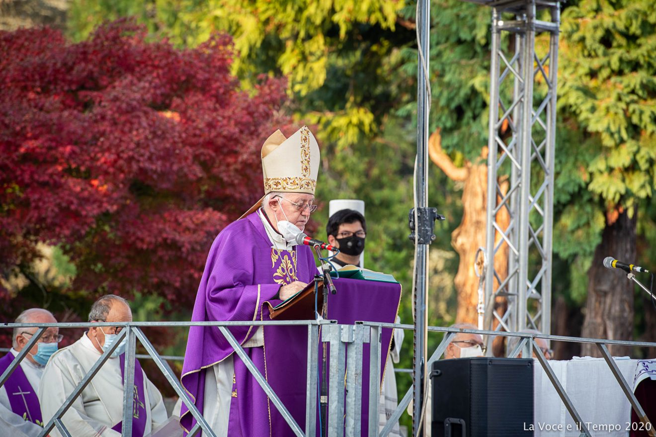 Messa al Cimitero Monumentale per la commemorazione dei fedeli defunti, Torino 2 novembre 2020