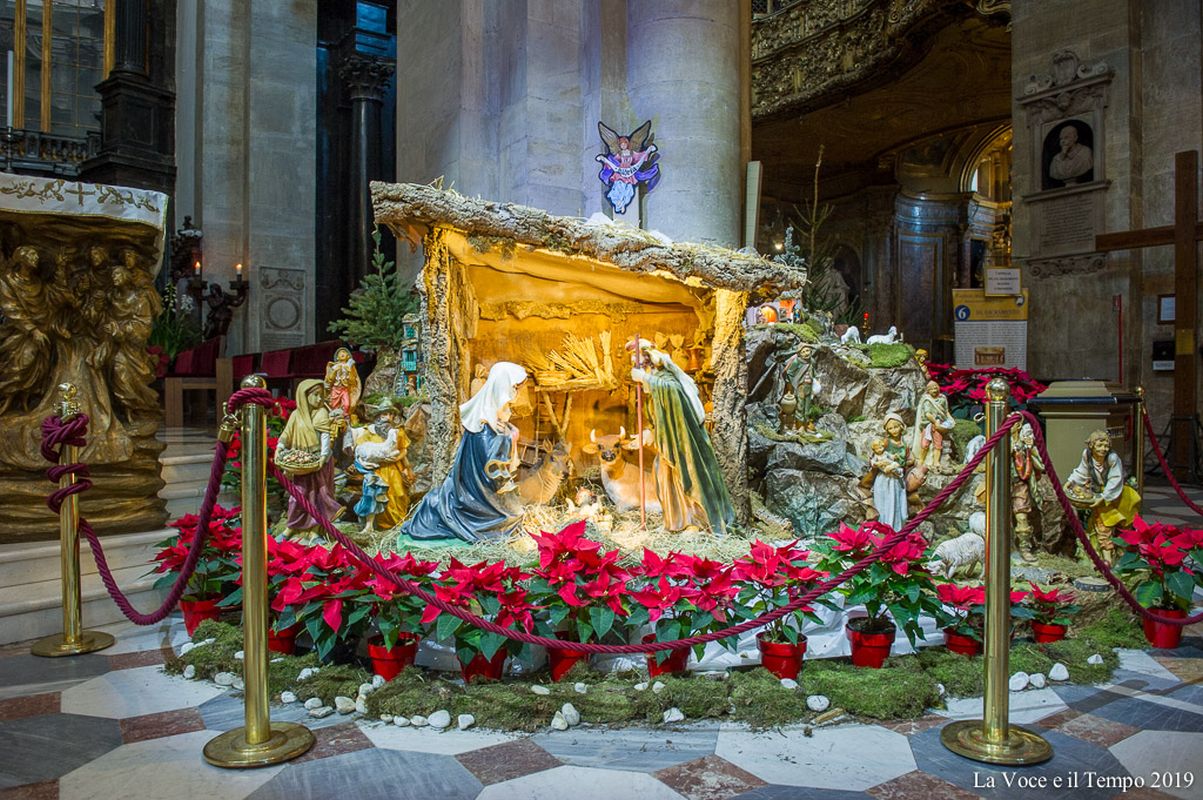 Messe della sera e del giorno di Natale in diretta streaming dal Duomo di Torino