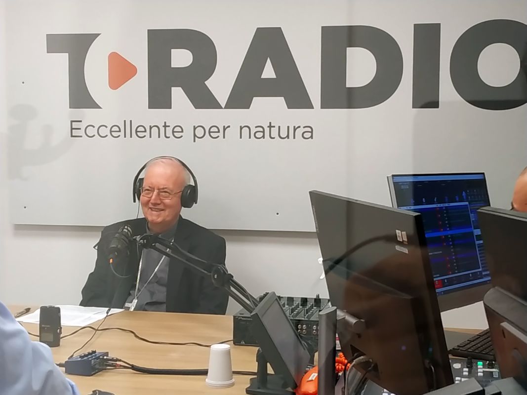 Mons. Nosiglia sul proprio episcopato in diretta ai microfoni di TORadio