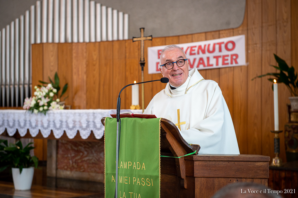 Mons. Nosiglia celebra l'ingresso del Vicario Generale come parroco a Sant'Anna in Torino, 26 settembre 2021