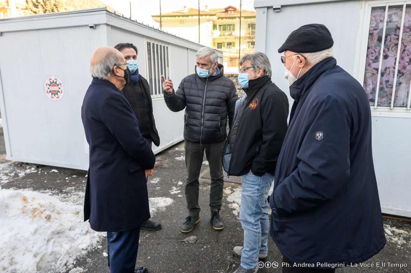 Mons. Nosiglia in visita al Rifugio Fraternità Massi di Oulx - 22 dicembre 2021