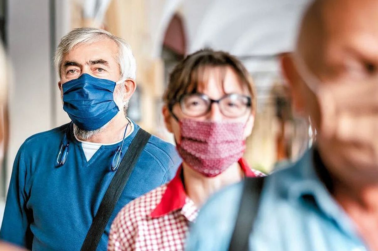 Ancora obbligatorio l'uso delle mascherine nelle celebrazioni al chiuso: indicazioni della Diocesi