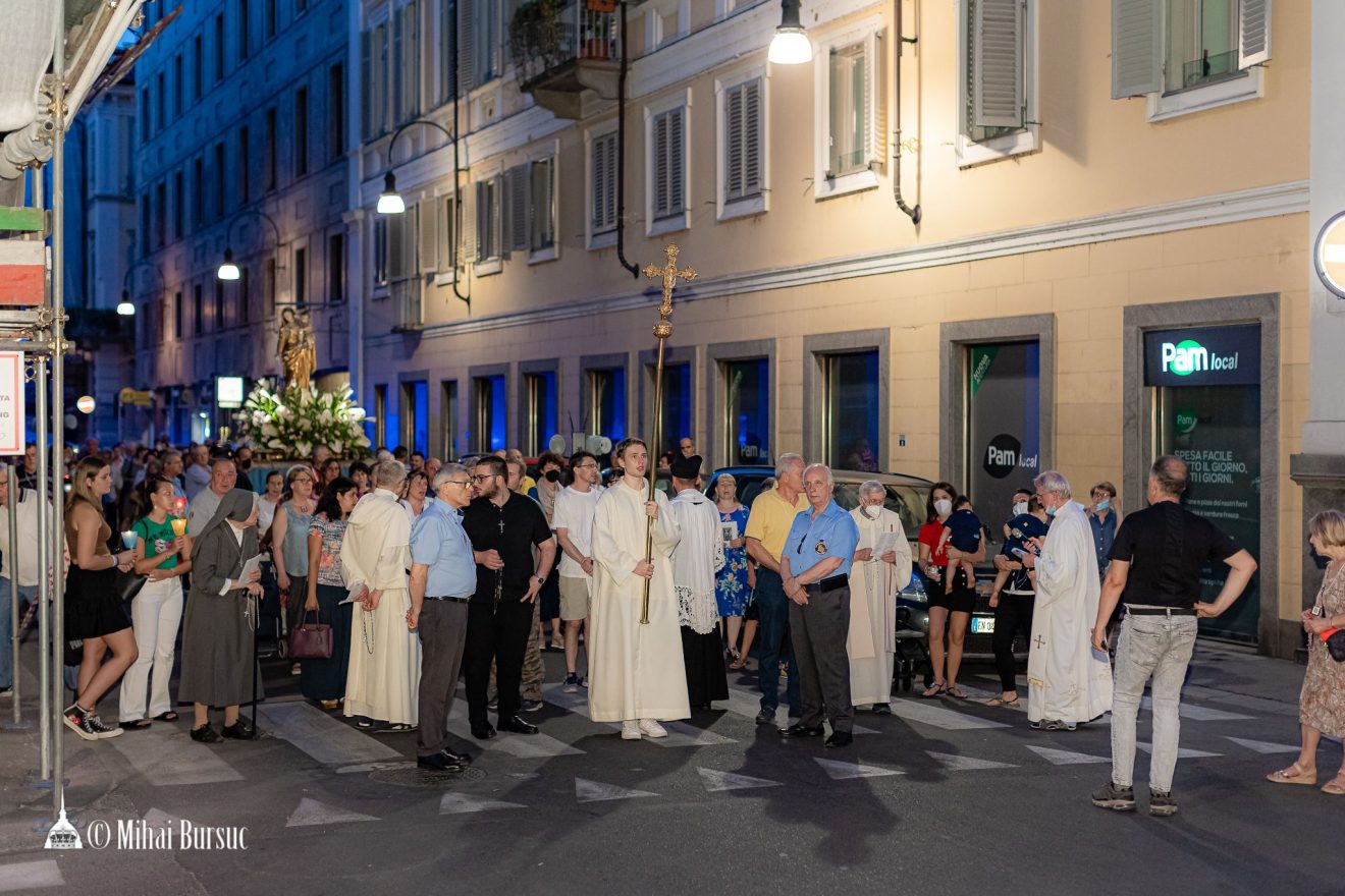 Festa della Madonna del Carmine con le comunità italiana, rumena e peruviana, Torino 16 luglio 2022 (foto: Bursuc)