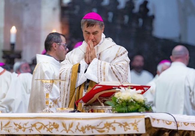Domeniche di Avvento e giorno di Natale: Messe con l’Arcivescovo in Cattedrale e in tv