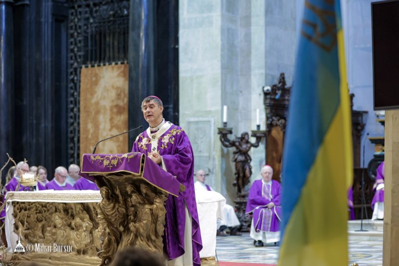 Addio a Benedetto XVI: il cordoglio e il ricordo di mons. Repole - Diocesi  di Torino