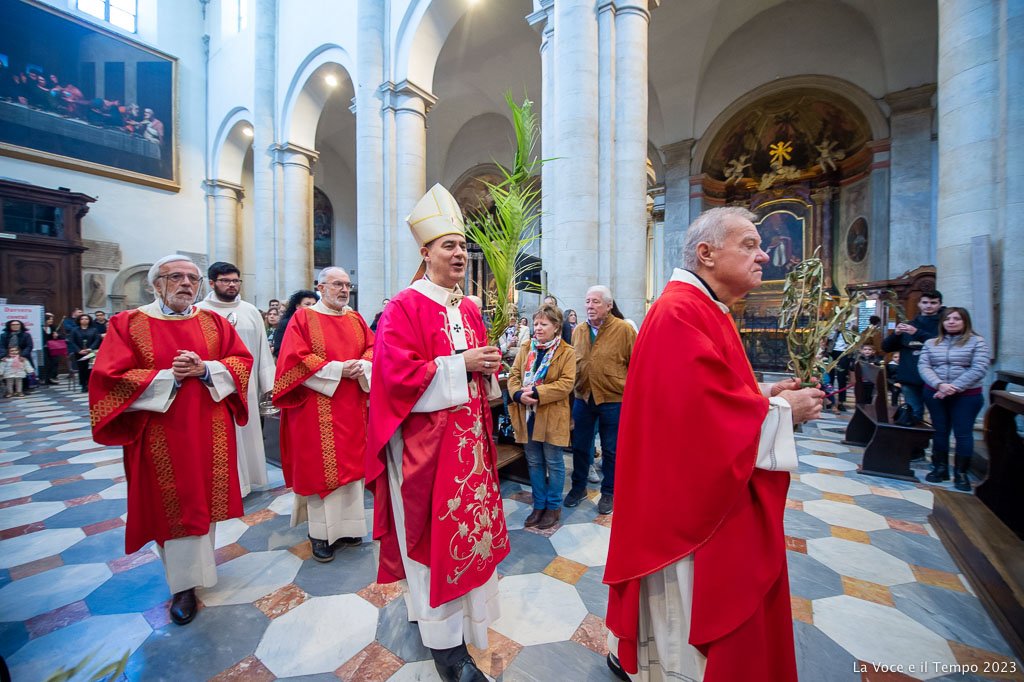 Mons. Repole in Cattedrale a Torino per la Domenica delle Palme, 2 aprile 2023 (foto: Bussio)