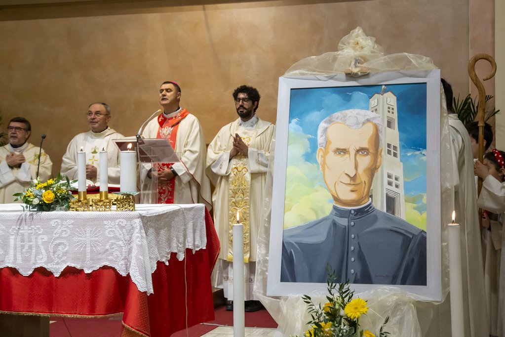 Mons. Repole alla parrocchia San Murialdo per i 20 anni della chiesa (foto: Di Girolamo)