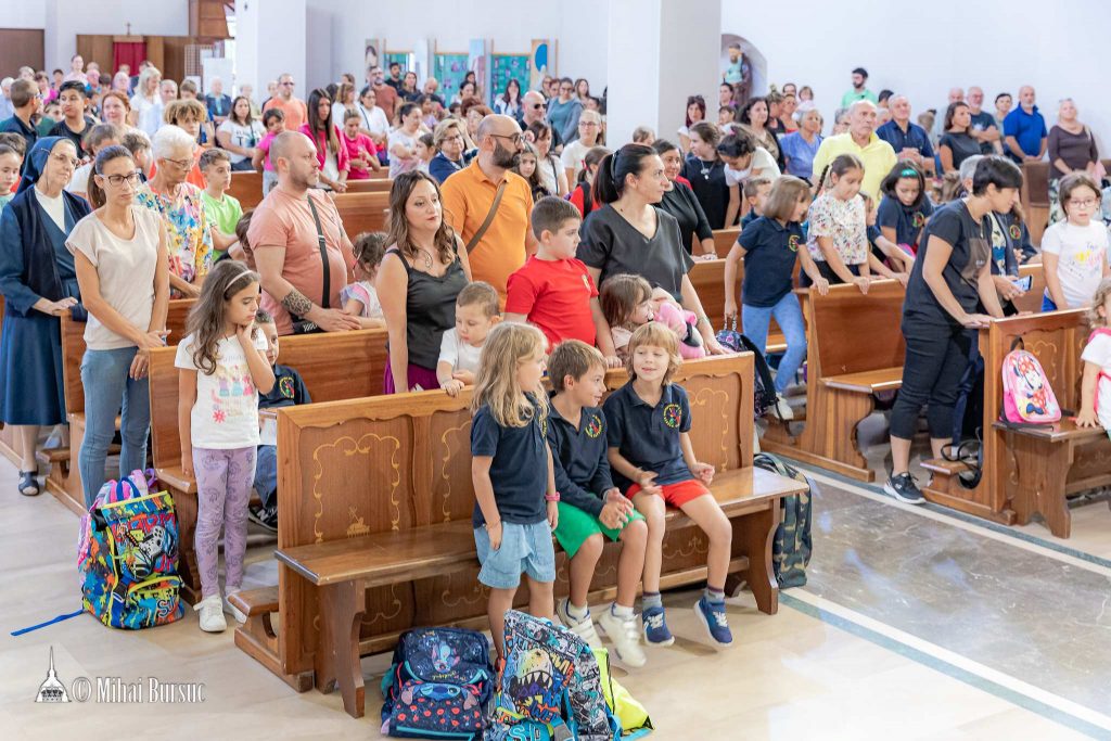 Messa per il mondo della scuola al Santo Volto