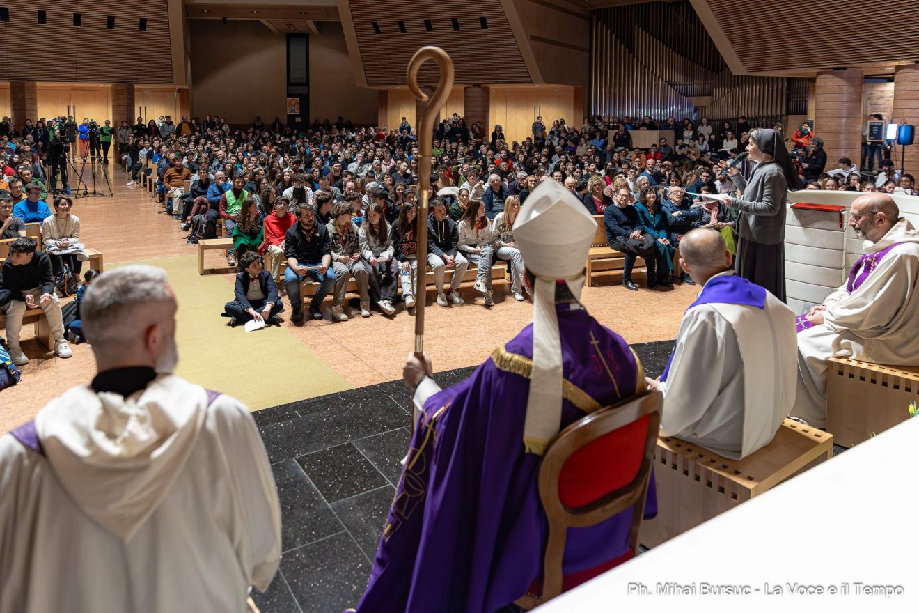 Mons. Repole al Santo Volto per la quarta catechesi ai giovani «Vedere la Parola», 15 marzo 2024
