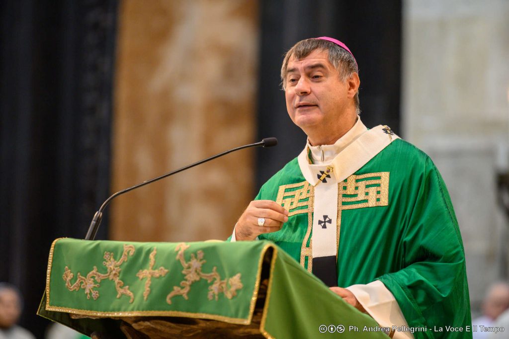 Mons. Repole presiede la Messa dell’ultima domenica del mese in Cattedrale