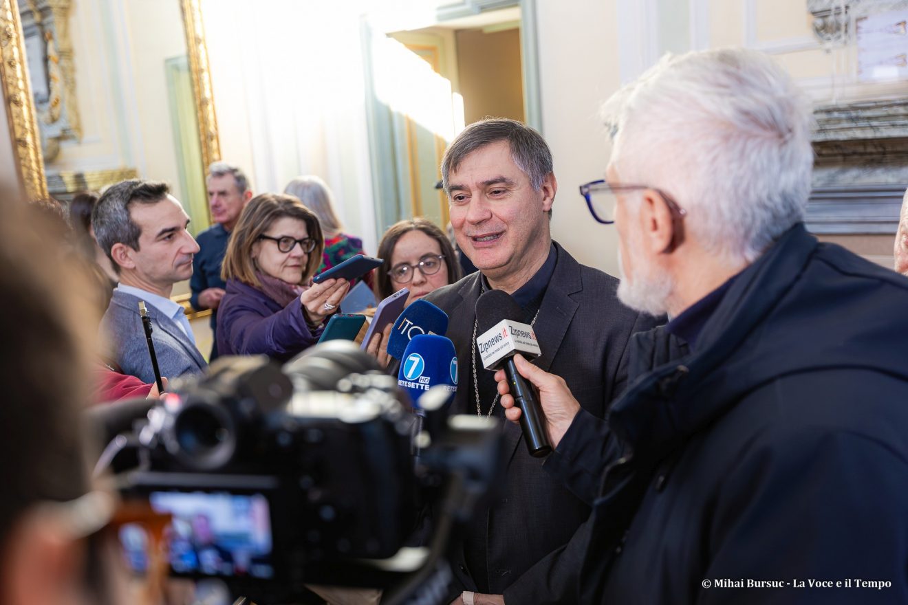 Il card. Repole all'incontro con gli operatori dei media per gli auguri di Natale, Torino 23 dicembre 2024