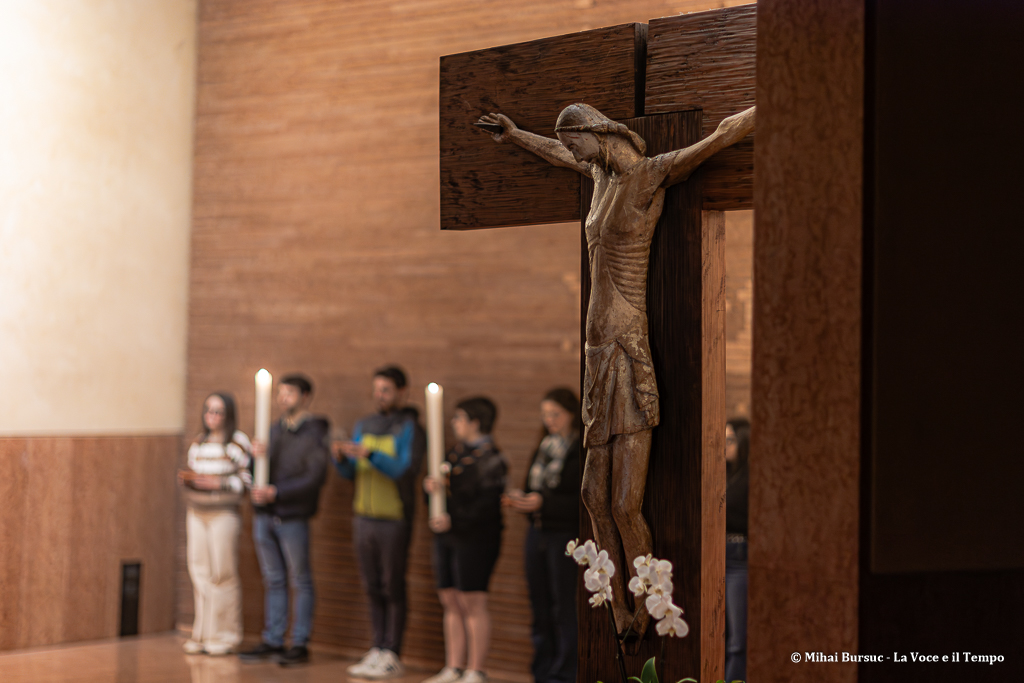 «Che cosa è l’uomo, perché te ne curi?», terzo ciclo di catechesi per i giovani