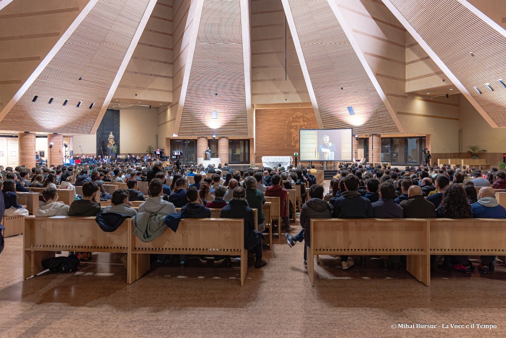 «Che cosa è l’uomo, perché te ne curi?», terzo ciclo di catechesi per i giovani