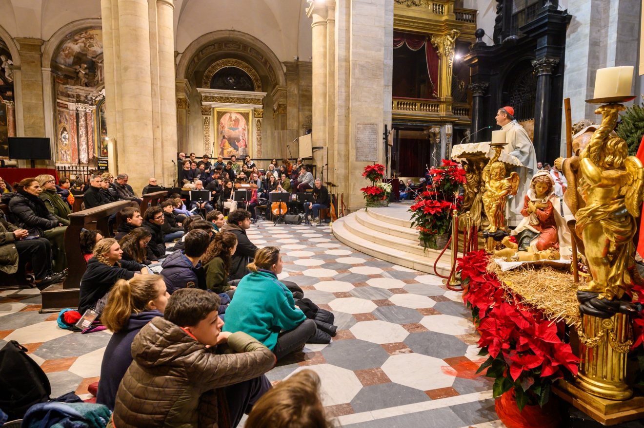 Il card. Repole in Cattedrale per la Messa della pace nella solennità di Maria Madre di Dio, Torino 1 gennaio 2026
