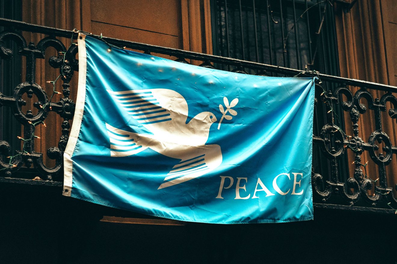 Diocesi in preghiera per una pace «disarmata e disarmante»